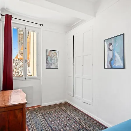 Appartamento Escapade Elegante Dans Un Ecrin D Histoire