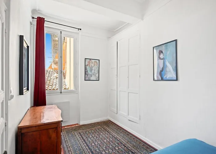 Appartamento Escapade Elegante Dans Un Ecrin D Histoire