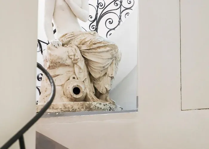 Escapade Elegante Dans Un Ecrin D Histoire Appartamento *